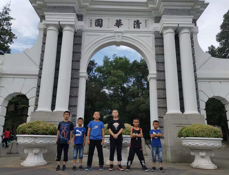 适合不同年龄段篮球爱好者的体能训练方案_2